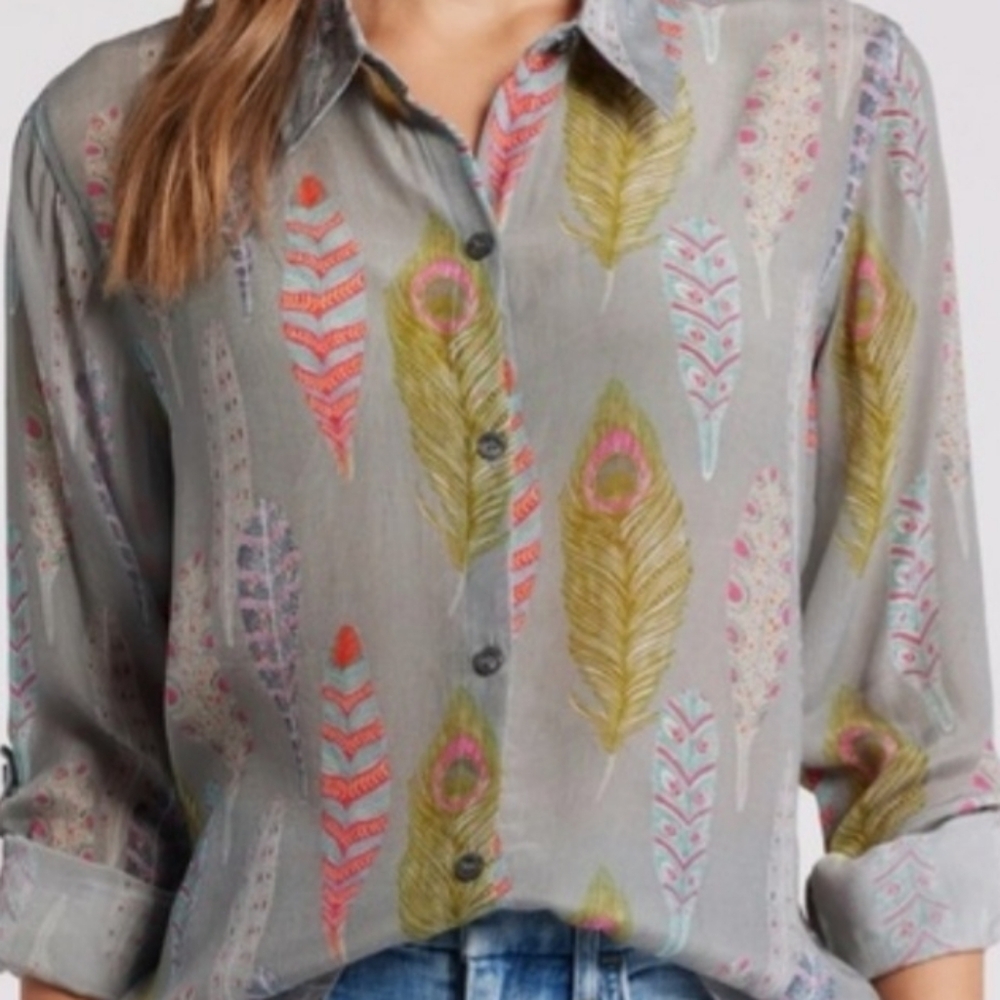APNY Peack feather Print Button-Down Blouse in Sage Gray Size S New No Tag